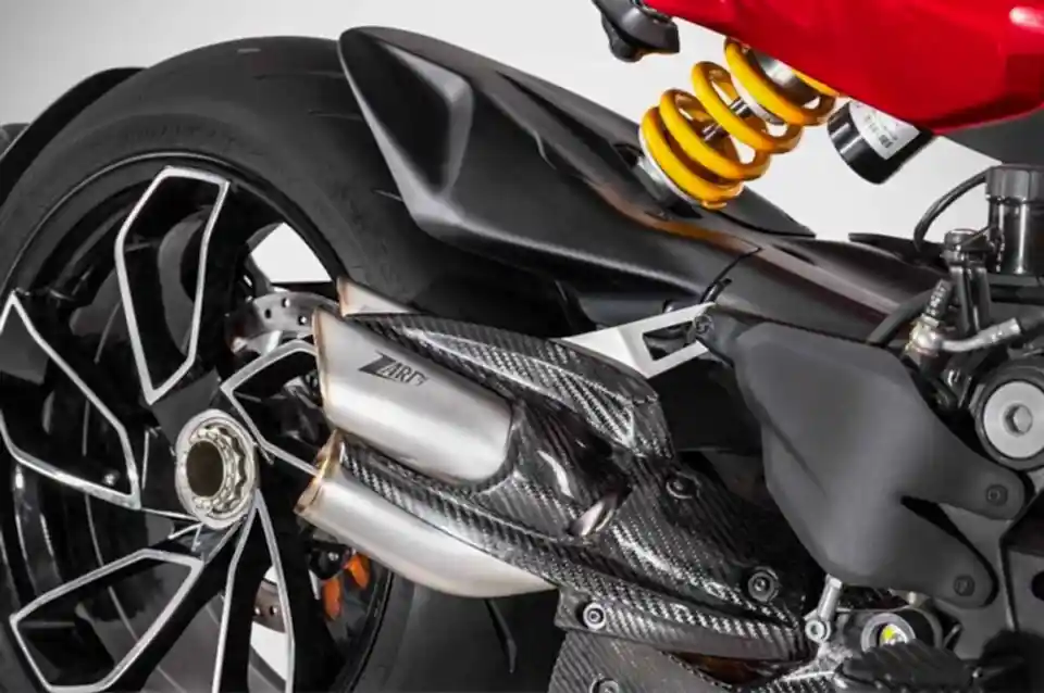 DUCATI DIAVEL V4 EGZOZ | ''PREDATOR'' SLIP-ON KIT (23-24)